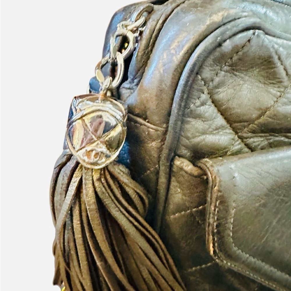 Chanel olive green leather crossbody bag with Tassel Accents - Picture 16 of 16